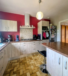 Maison individuelle de plain-pied – 98 m² – 3 chambres – Garage – Terrain de 518 m²
