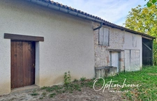Maison en pierres avec dépendances