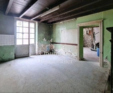Ensemble immobilier en pierres
