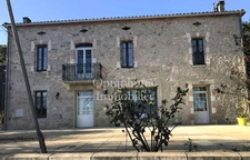 Superbe maison en pierre au cœur d'un village pittoresque du Lot-et-Garonne : un projet de vie à saisir !