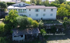 Maison familiale avec vue dégagée et terrain de 4320