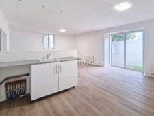 Ensemble immobilier en pierres