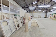 MURS COMMERCIAUX / LOCAL PROFESSIONNEL DE 420 m² À CARHAIX-PLOUGUER