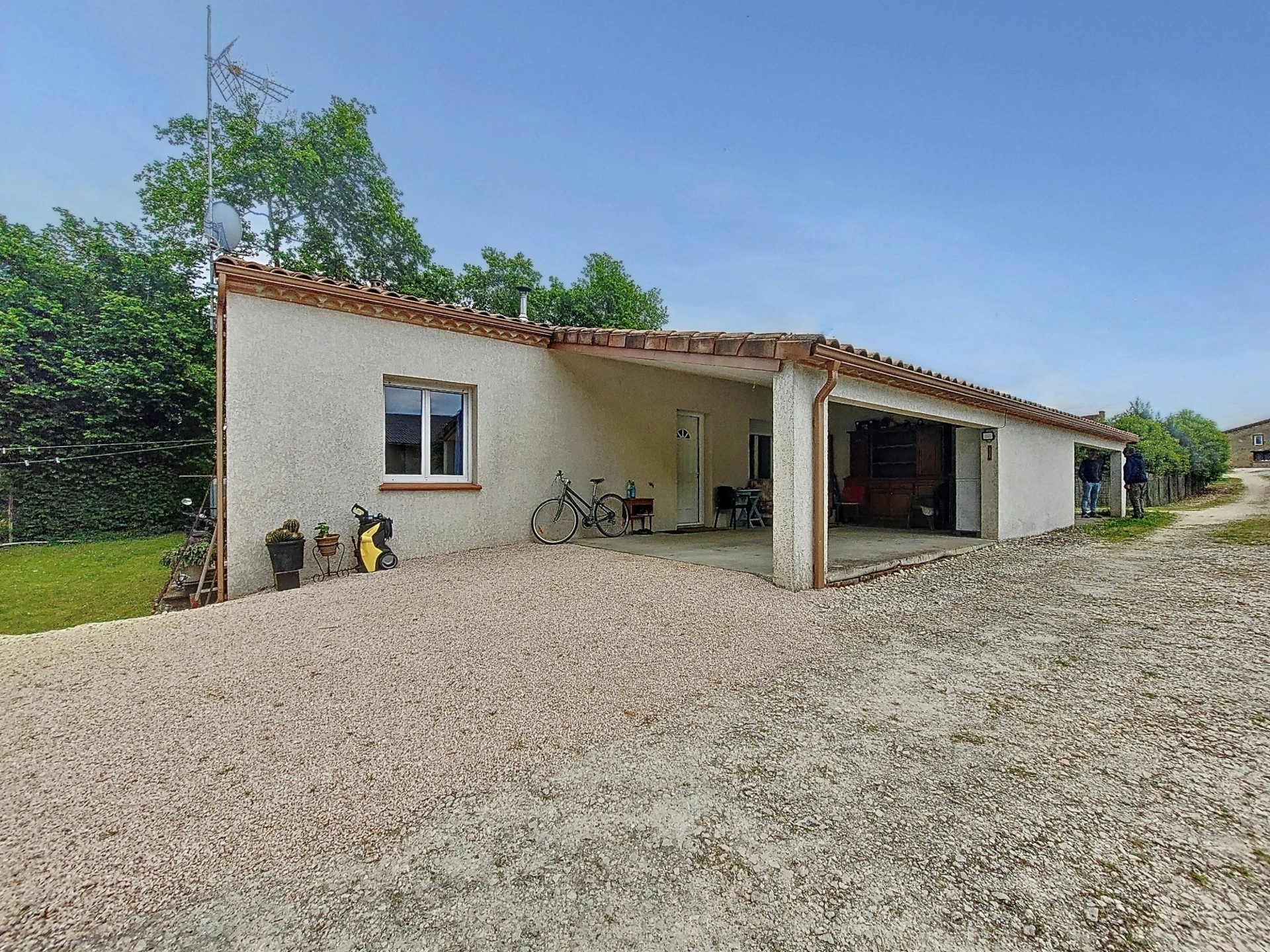 Maison 6 pièces 180 m² · à Caussens · 180 m² · 184 040 €
