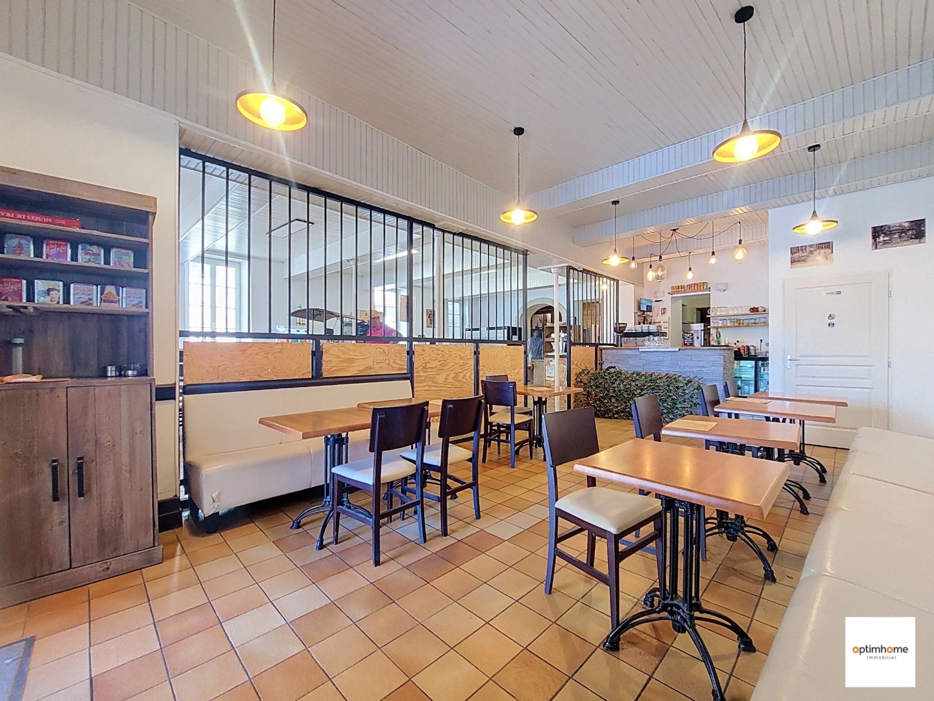 10 pièces 452 m² · à Mezin · 452 m² · 88 000 €