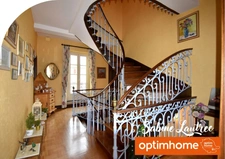 Maison 232 m² (divisible en 4 appartements) + local commercial loué (1340 €/mois) + garage