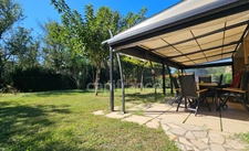 HYÈRES – PROPERTY ON OVER 1 HECTARE – SINGLE-STOREY MAIN HOUSE, SWIMMING POOL AND OUTBUILDINGS 