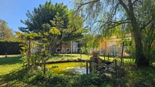 HYÈRES – PROPERTY ON OVER 1 HECTARE – SINGLE-STOREY MAIN HOUSE, SWIMMING POOL AND OUTBUILDINGS 