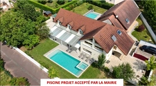 Dijon-Sud, Clos du Roy. Maison T8 de 255 m2 possibilité, 7 chambres,  sur un terrain de 790 m2 et 150m2 s-sol