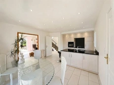 Coup de cœur sur la Côte de Nuits – Chambœuf- T8 de 200m2 sur 800 m2 Clos - Double garage - Piscine...