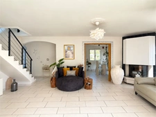 Coup de cœur sur la Côte de Nuits – Chambœuf- T8 de 200m2 sur 800 m2 Clos - Double garage - Piscine...