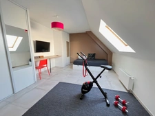 Belle Maison T6 Récente  A la ville aux dames – 4 Chambres – Jardin Clos – Garage – Quartier Résidentiel 
