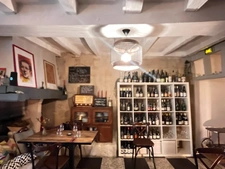 Rare a Chinon Restaurant /Traiteur Cession de droit au bail/ fonds de commerce.