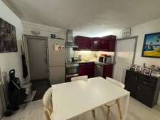 VIEUX NICE  2 pièces rénové CHARME