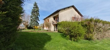Maison de village sur 2866m² de terrain
