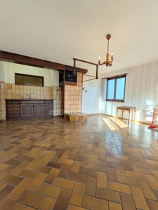Immeuble de rapport – 3 lots possibles – 180 m² habitables + dépendances – Geispolsheim