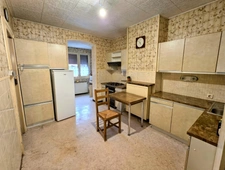 HIRSON (02) - 🏠 Maison 2 chambres avec cour et remise. Idéal investisseurs !