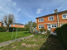 HIRSON (02) - 🏡 Vente maison semi-individuelle, avec 3 chambres 🛏️🛏️🛏️, garage 🚗 et jardin ☘️