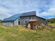 MORGNY (02) - 🏡🌳 Vente maison de campagne, possibilité 3 chambres 🛏️🛏️🛏️, bâtiment 🚗, plus de 50 ares de terrain ☘️