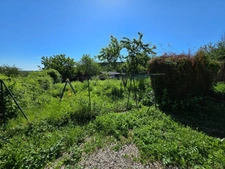 HIRSON (02) - 🏡 Vente maison semi-individuelle, avec 3 chambres 🛏️🛏️🛏️, cour 🚗 et jardin ☘️