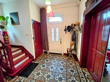 HIRSON (02) - 🏡 Vente maison individuelle, avec 3 chambres 🛏️🛏️🛏️, garage 🚗, cour et terrain ☘️