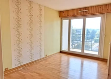 PLAISIR (78) - 🏢 Vente appartement dans résidence prisée avec 2 chambres 🛏️🛏️, balcon et place de parking 🚗