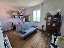 HIRSON (02) - 🏡 Vente maison avec 4 chambres 🛏️🛏️🛏️🛏️, cour 🚗 et terrain