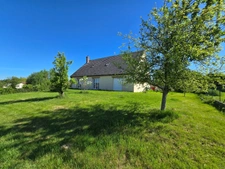 HIRSON (02) - 🏡 Vente maison individuelle, semi-plain-pied avec 5 chambres 🛏️🛏️🛏️🛏️🛏️, sous-sol 🚗 et jardin de plus de 20 ares ☘️