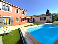 9-room villa of 186m² + garage, swimming pool... in SAINT MAXIMIN LA SAINTE BAUME (VAR- 83) / 834m² of enclosed land