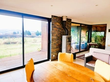  TAVERNES(VAR) Maison D'ARCHITECTE BIOCLIMATIQUE 5 PIECES / 2998m² clos avec possibilité détachement de parcelle 