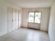 TRETS (13) A SAISIR Villa jumelée 8 Pièces 273m² habitables  +garage 46m² /2054m² clos.