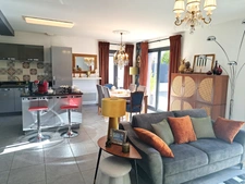 MAXIMIN LA STE BAUME (83) Magnificent contemporary villa of 5 rooms /263m² with terraces and bromine pool.