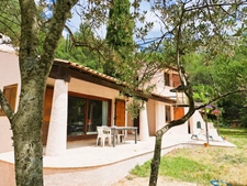 Maison à vendre 6 pièces AURIOL (13) au calme absolu / 22905m²  en Zone Naturelle (NS)