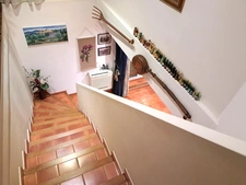 VAR (83) VINS SUR CARAMY, Magnifique Villa de charme de 163m² + studio 20m²et dépendances/1939m²avec piscine 