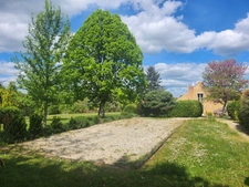Propriété avec sa maison principale et ses 2 gîtes, sur 4 hectares...