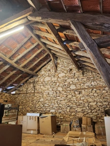 Fermette et dépendances sur 2 hectares 7 