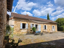 Fermette et dépendances sur 2 hectares 7 