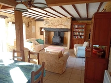 Propriété avec sa maison principale et ses 2 gîtes, sur 4 hectares...