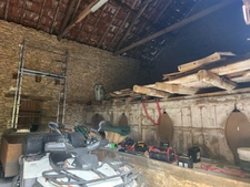 Propriété avec sa maison principale et ses 2 gîtes, sur 4 hectares...