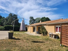 Maison de plain-pied avec piscine sur Montignac-Lascaux