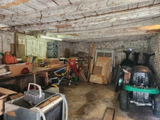 Propriété avec sa maison principale et ses 2 gîtes, sur 4 hectares...