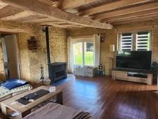 Propriété avec sa maison principale et ses 2 gîtes, sur 4 hectares...