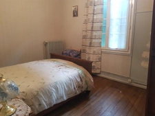 Grande maison avec jardin, Le Lardin St Lazare