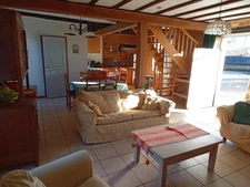 Propriété avec sa maison principale et ses 2 gîtes, sur 4 hectares...