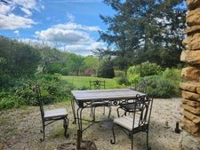 Propriété avec sa maison principale et ses 2 gîtes, sur 4 hectares...