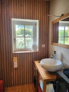 Propriété avec sa maison principale et ses 2 gîtes, sur 4 hectares...