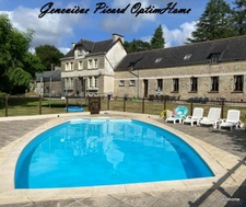 Propriété d'exception de 370 m2 à Pluméliau-Bieuzy avec piscine extérieure chauffée sur 6700 m2 de verdure