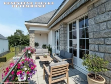 Centre-ville de Pontivy – Maison de 4 pièces avec sous-sol sur 1 500 m² de jardin paysagé en zone UB : un potentiel rare qui fait la différence !