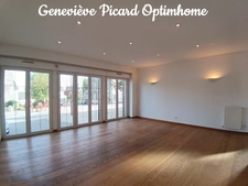Maison de caractère en pierre de 189 m² — 5 chambres, dépendance et cour en cœur de bourg