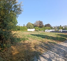 Grand terrain de plus de 3 000 m2 avec vue sur le château de Josselin (Morbihan - Bretagne)